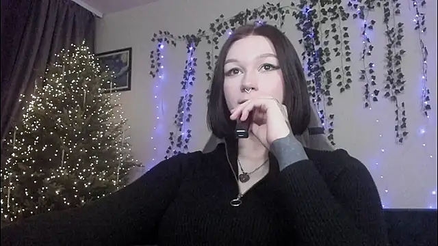 Emmy m00n online show from December 2024 09:51:02 AM