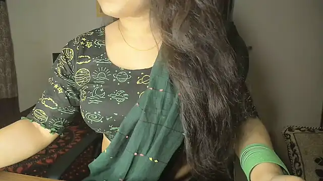 Most-Beautiful-Queen online show from July 2026 06:44:01 PM