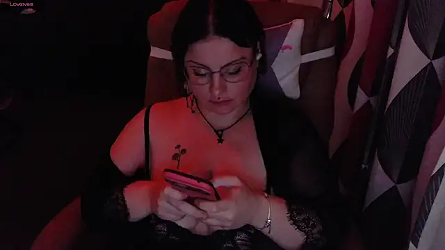 Snapshot of submissiveslut1996 chatting on February 2025 09:57:01 PM submissiveslut1996 online show from February 2025 09:57:01 PM