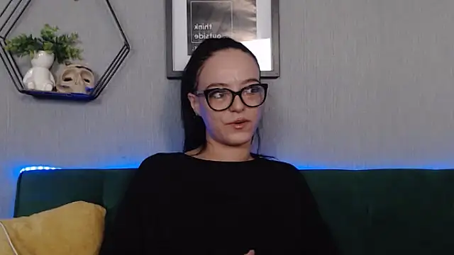 IzabelllNoir online show from January 2025 12:14:01 PM