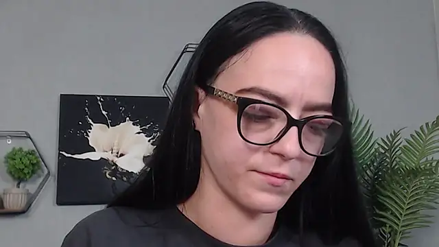 IzabelllNoir online show from April 2026 09:01:02 AM