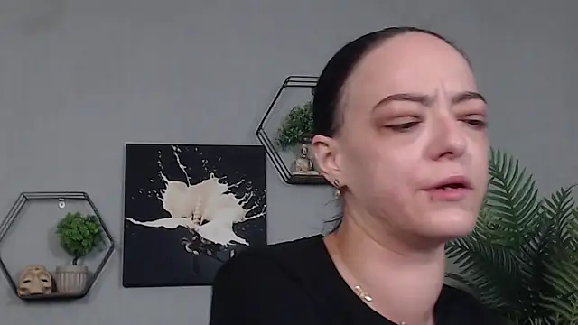 IzabelllNoir online show from May 2026 09:15:02 AM