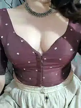 Brown Maxi online show from February 2025 03:27:02 PM