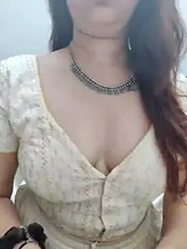 Snapshot of Brown_Maxi chatting on May 2026 02:58:02 PM Brown Maxi online show from May 2026 02:58:02 PM
