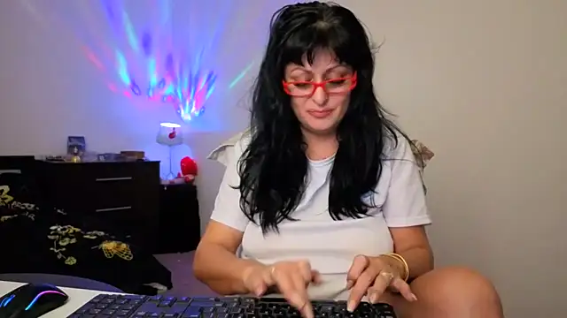 YourDreamLoverr online show from January 2026 11:30:02 PM