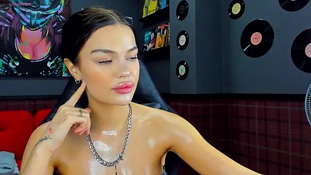 Angel Sapphire  online show from December 2024 11:29:02 AM