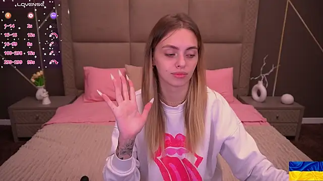 ChloeBrightt online show from October 2025 08:16:02 PM