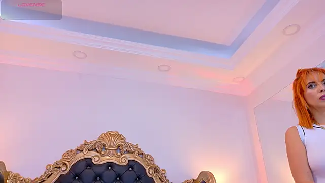 AdelinaVans online show from December 2025 11:06:01 AM