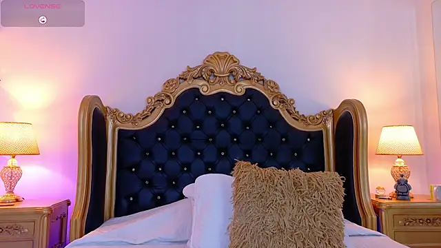 AdelinaVans online show from February 2026 11:43:02 AM