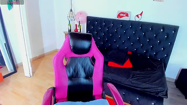 Aliciia cute1 online show from February 2026 09:43:01 PM