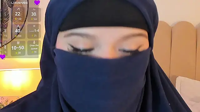 anna-henao online show from September 2025 07:16:01 PM