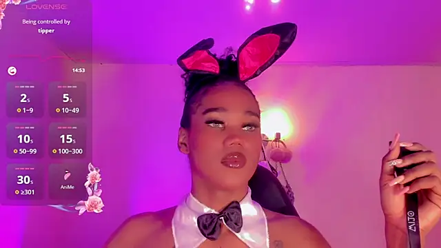 naomy  xx online show from January 2026 09:05:02 PM