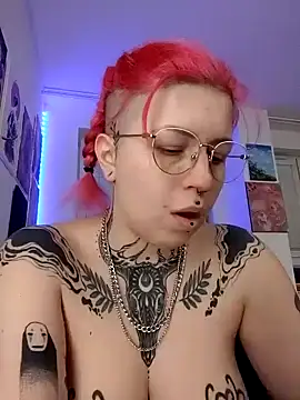 divine eve online show from February 2025 04:03:01 PM