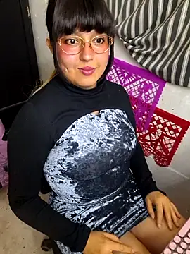 Snapshot of Derry_Cooper chatting on November 2025 02:44:01 AM Derry Cooper online show from November 2025 02:44:01 AM