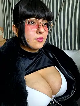 Snapshot of Derry_Cooper chatting on January 2026 02:36:02 AM Derry Cooper online show from January 2026 02:36:02 AM