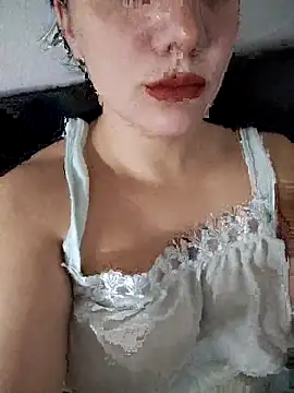 Snapshot of Dulcemelodia chatting on December 2025 05:35:02 AM Dulcemelodia online show from December 2025 05:35:02 AM