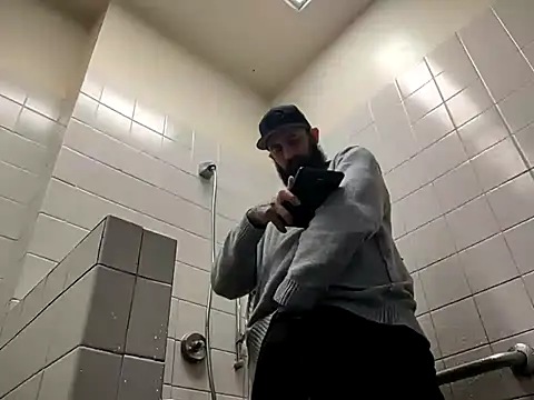 Snapshot of AceSpinning_DJ chatting on February 2025 09:34:02 PM AceSpinning DJ online show from February 2025 09:34:02 PM