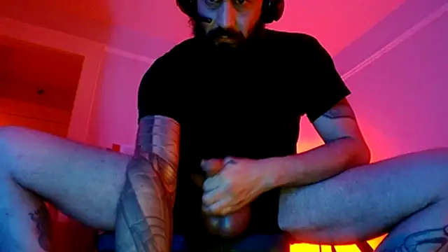 Snapshot of AceSpinning_DJ chatting on February 2026 09:17:01 AM AceSpinning DJ online show from February 2026 09:17:01 AM