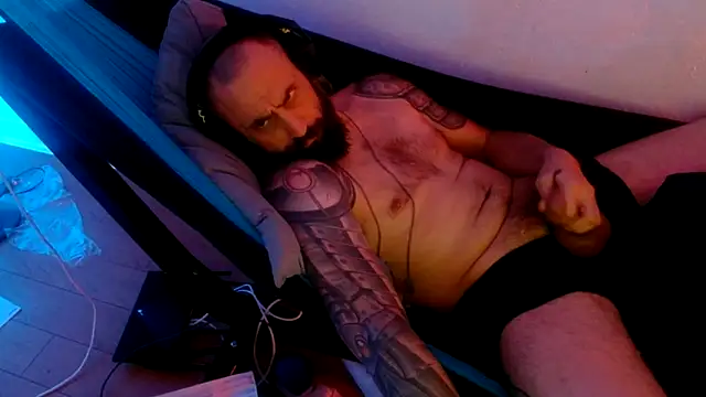 Snapshot of AceSpinning_DJ chatting on February 2026 07:06:01 AM AceSpinning DJ online show from February 2026 07:06:01 AM