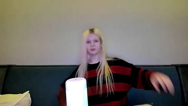 Snapshot of sashakiss99 chatting on January 2025 10:33:02 PM sashakiss99 online show from January 2025 10:33:02 PM