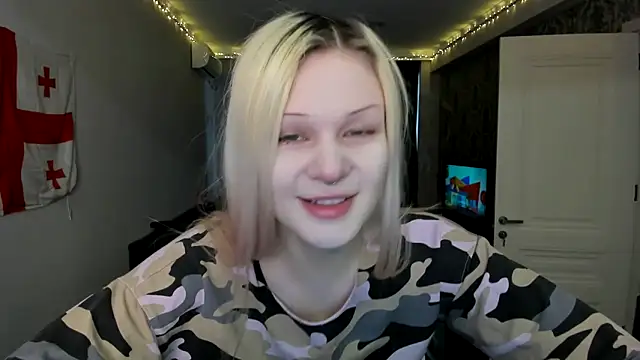 Snapshot of sashakiss99 chatting on January 2025 10:11:02 AM sashakiss99 online show from January 2025 10:11:02 AM