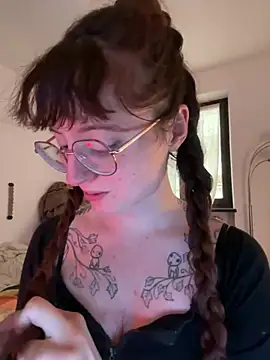  foxygirl  online show from March 2025 05:09:01 PM