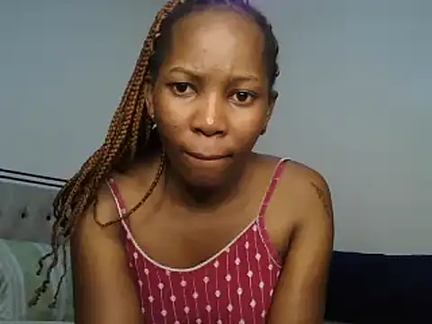 Petitiebooty online show from February 2025 07:18:02 AM