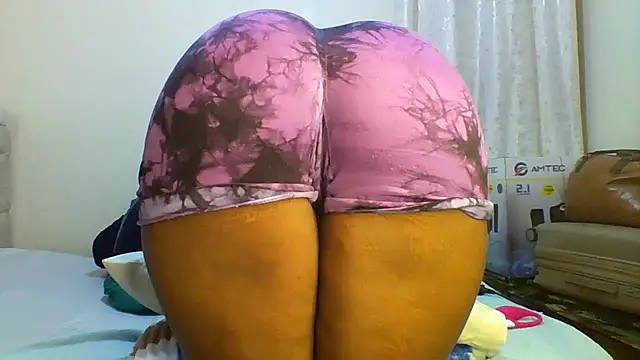 Petitiebooty online show from February 2026 06:11:02 AM