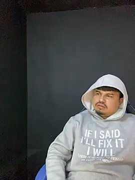 Snapshot of DickMasterfindom chatting on May 2026 06:32:01 AM DickMasterfindom online show from May 2026 06:32:01 AM