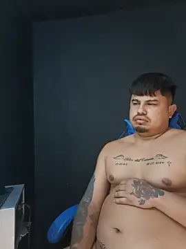 Snapshot of DickMasterfindom chatting on May 2026 09:53:01 PM DickMasterfindom online show from May 2026 09:53:01 PM