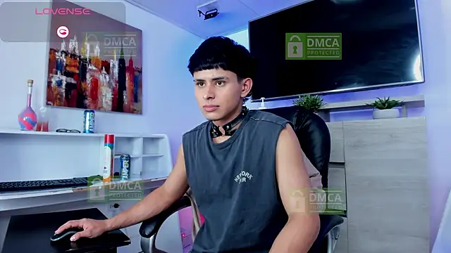 Snapshot of Jhonny-Blake chatting on January 2026 09:07:02 PM Jhonny-Blake online show from January 2026 09:07:02 PM