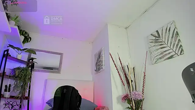 Snapshot of Jhonny-Blake chatting on April 2026 08:01:02 PM Jhonny-Blake online show from April 2026 08:01:02 PM