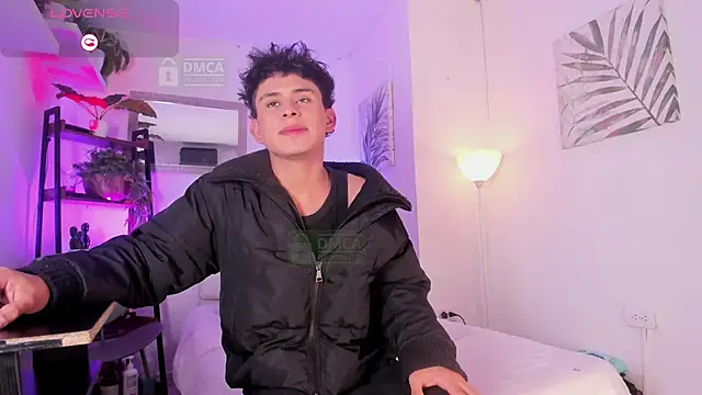 Snapshot of Jhonny-Blake chatting on May 2026 11:26:02 AM Jhonny-Blake online show from May 2026 11:26:02 AM