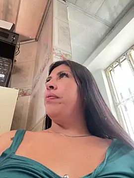 Snapshot of Alanna_atm_ chatting on December 2024 04:02:02 PM Alanna atm online show from December 2024 04:02:02 PM