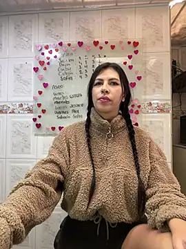 Snapshot of Alanna_atm_ chatting on February 2025 07:13:01 PM Alanna atm online show from February 2025 07:13:01 PM