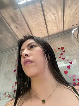 Snapshot of Alanna_atm_ chatting on February 2025 03:27:01 PM Alanna atm online show from February 2025 03:27:01 PM