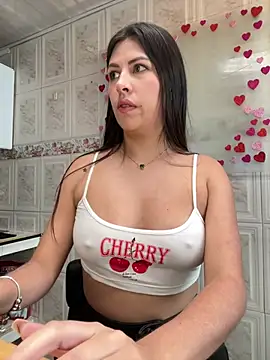 Snapshot of Alanna_atm_ chatting on February 2025 02:53:01 PM Alanna atm online show from February 2025 02:53:01 PM