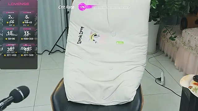  YouY  online show from February 2025 03:06:01 PM