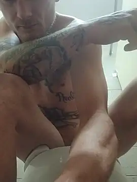 Snapshot of selfmadestud chatting on July 2026 10:21:02 AM selfmadestud online show from July 2026 10:21:02 AM