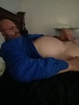 iambradz online show from June 2026 04:32:01 PM