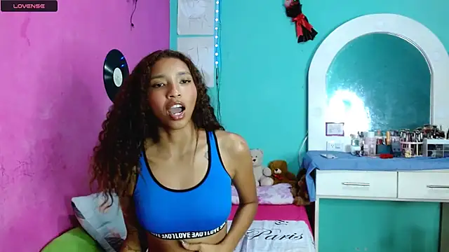 sensitive brunette online show from November 2025 02:10:01 AM