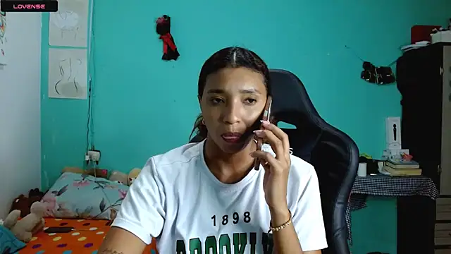 sensitive brunette online show from February 2026 12:50:01 AM