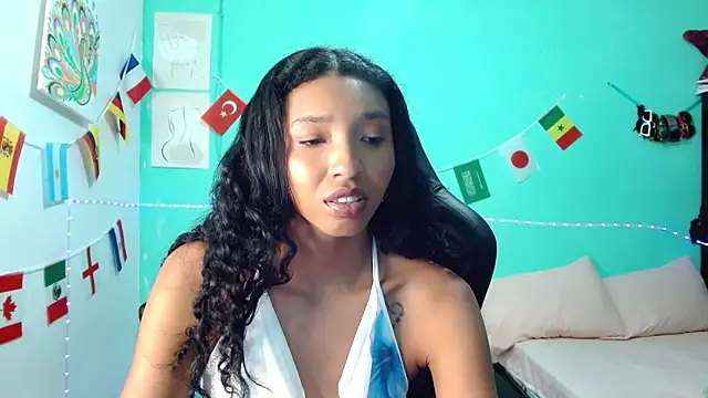 Snapshot of sensitive_brunette chatting on July 2026 10:03:01 PM sensitive brunette online show from July 2026 10:03:01 PM
