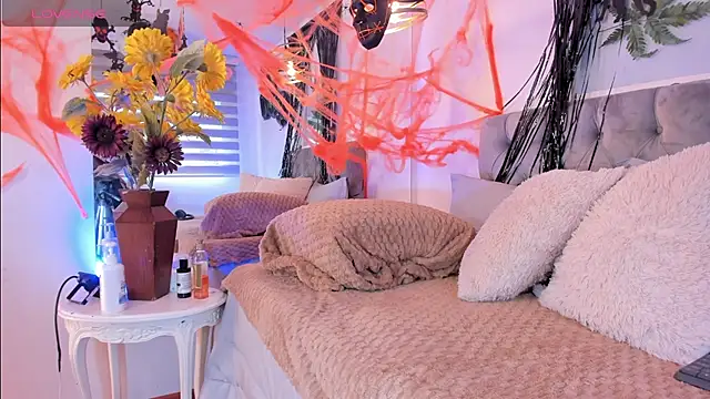 Tom cooper  online show from October 2025 12:39:02 PM