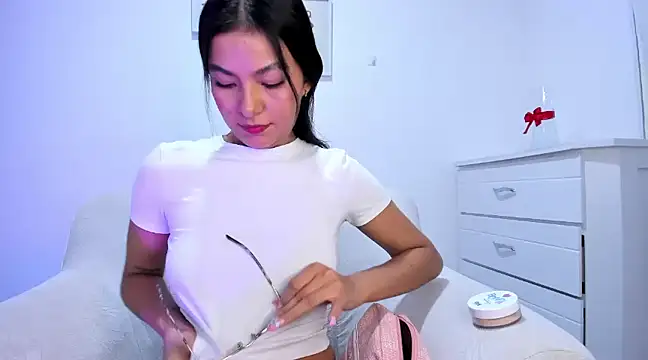 barbie brunette3 online show from March 2025 12:50:02 AM