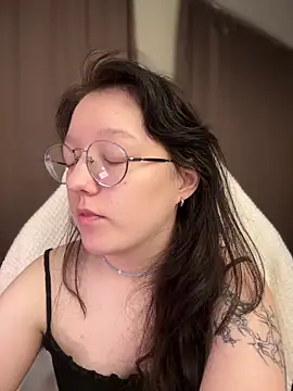 emigooflordXD online show from December 2024 06:14:01 AM