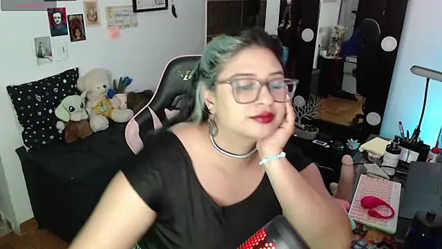 mollyshake1 online show from September 2025 06:24:01 AM