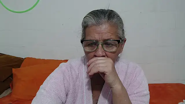 candy mature  online show from December 2025 10:28:02 PM