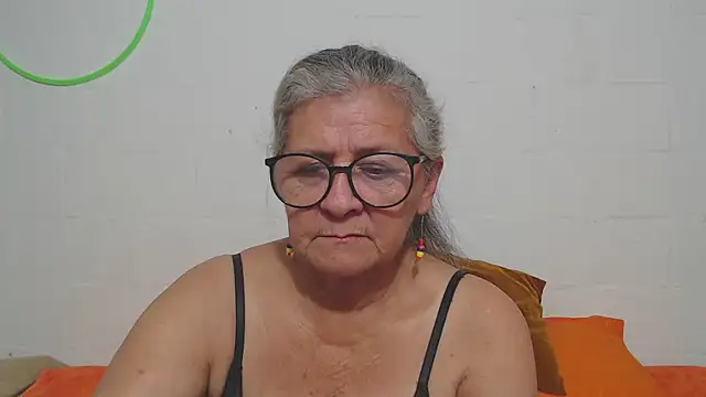 candy mature  online show from January 2026 10:45:01 PM