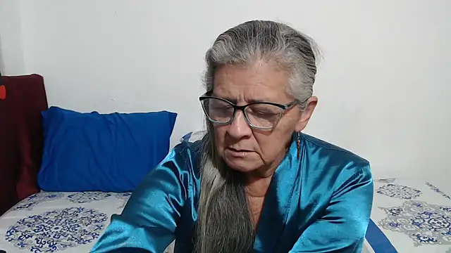 candy mature  online show from May 2026 11:02:01 PM
